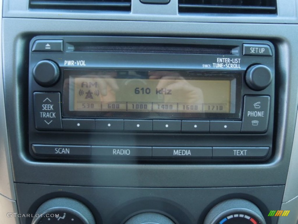 2012 Toyota Corolla LE Audio System Photo #78815218