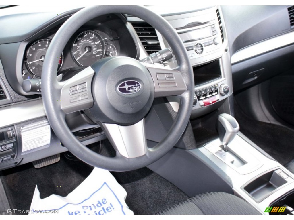 2011 Outback 2.5i Wagon - Graphite Gray Metallic / Off Black photo #4