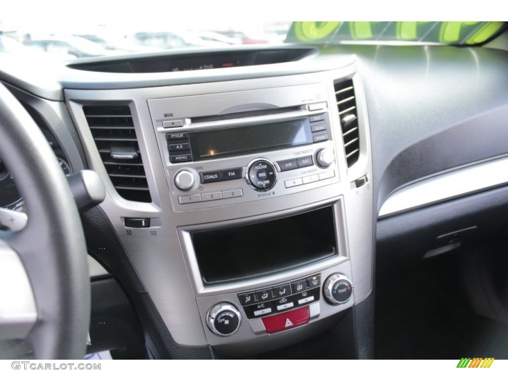 2011 Outback 2.5i Wagon - Graphite Gray Metallic / Off Black photo #12