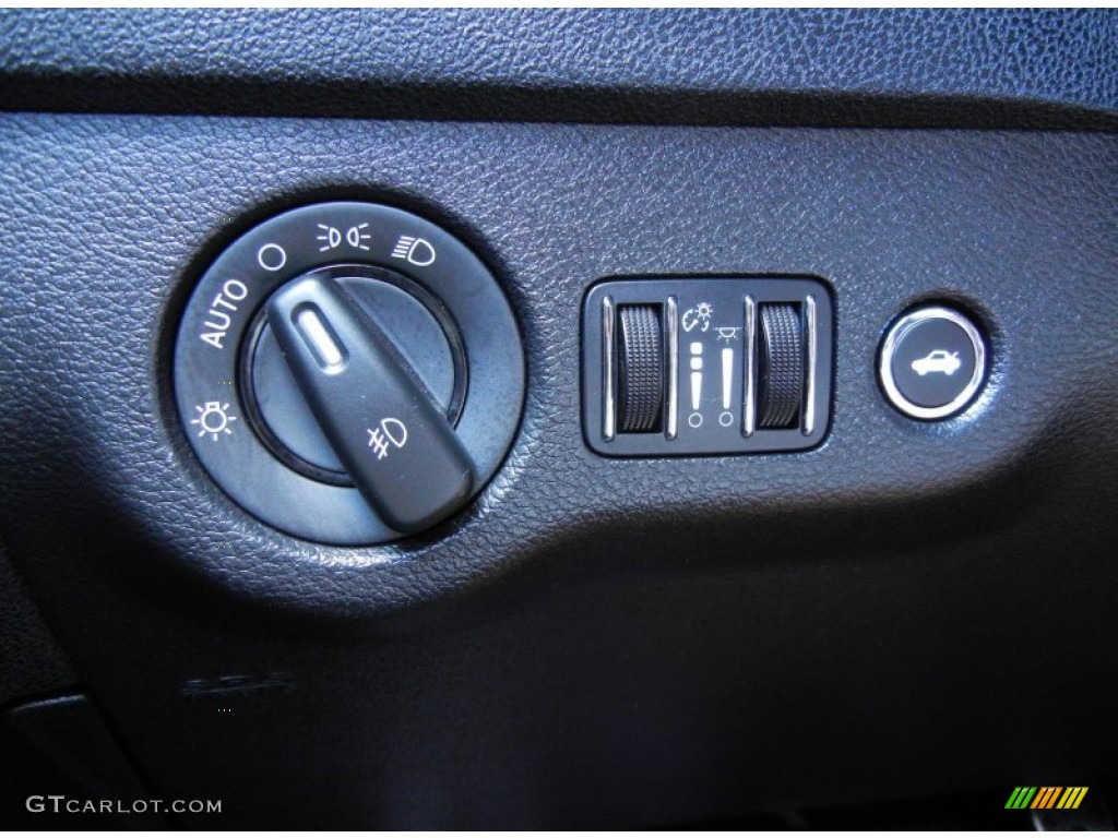 2012 Dodge Charger SRT8 Controls Photo #78815945