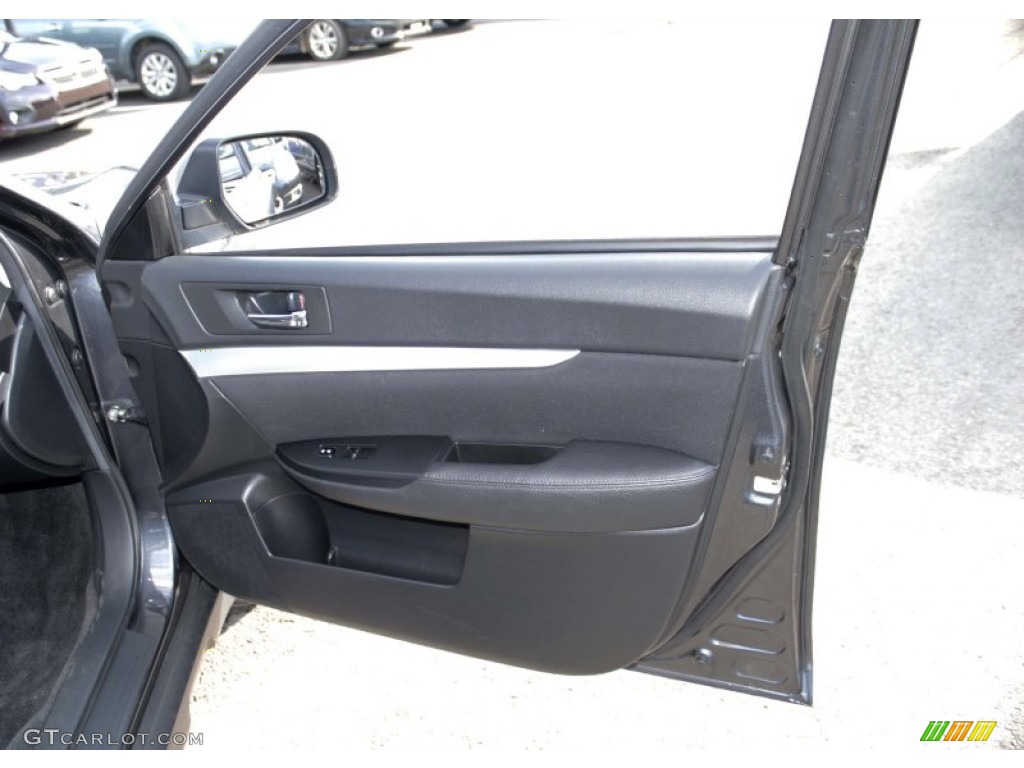 2011 Outback 2.5i Wagon - Graphite Gray Metallic / Off Black photo #20