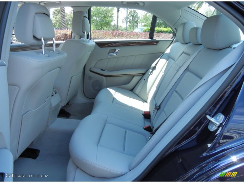 Ash/Dark Grey Interior 2011 Mercedes-Benz E 350 BlueTEC Sedan Photo #78816389