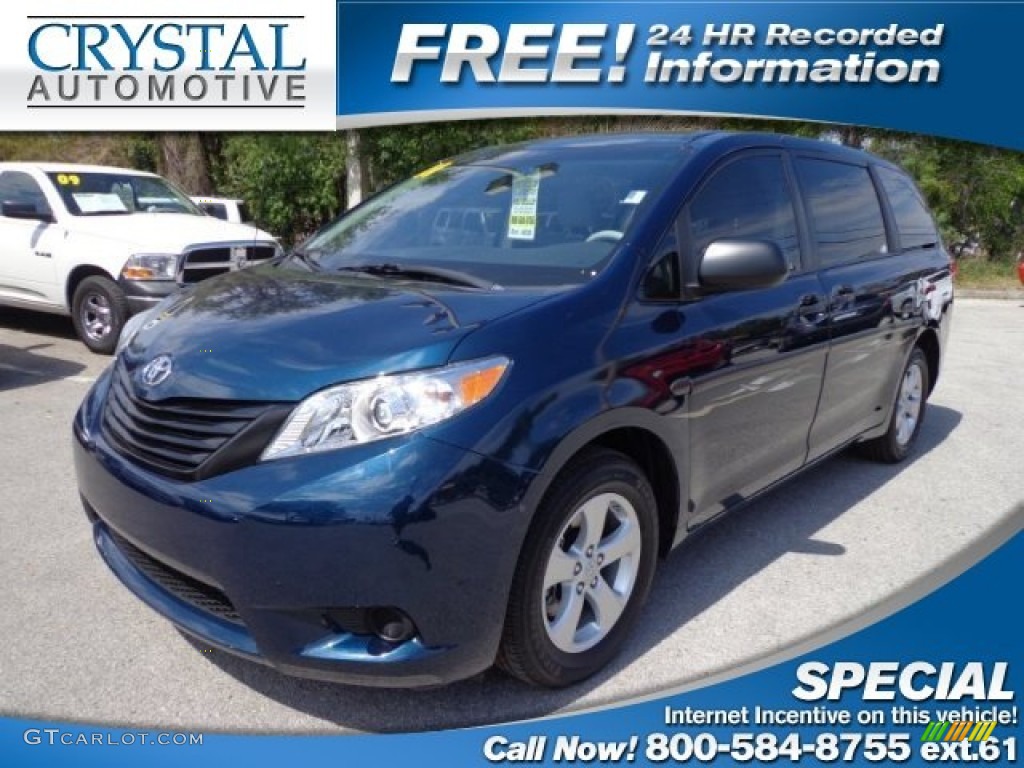 2011 Sienna  - South Pacific Blue Pearl / Light Gray photo #1
