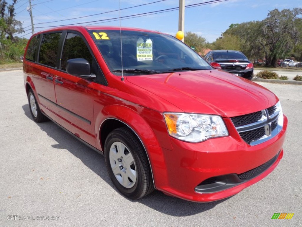 2012 Grand Caravan SE - Redline 2 Pearl Coat / Black/Light Graystone photo #12