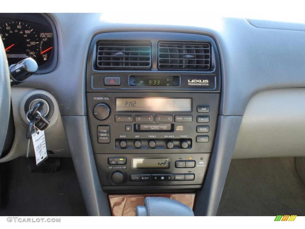 1999 Lexus ES 300 Controls Photo #78823478