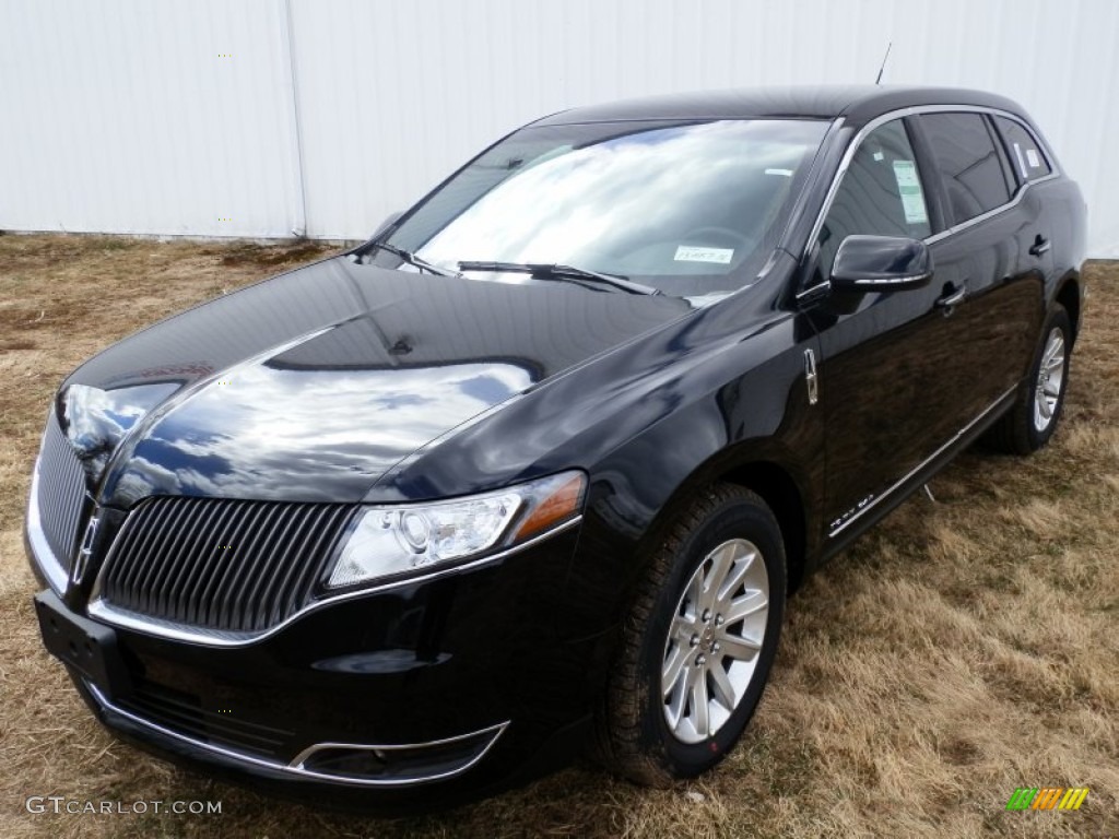 Tuxedo Black Lincoln MKT