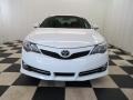 Super White - Camry SE Photo No. 2