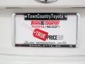 Super White - Camry SE Photo No. 21