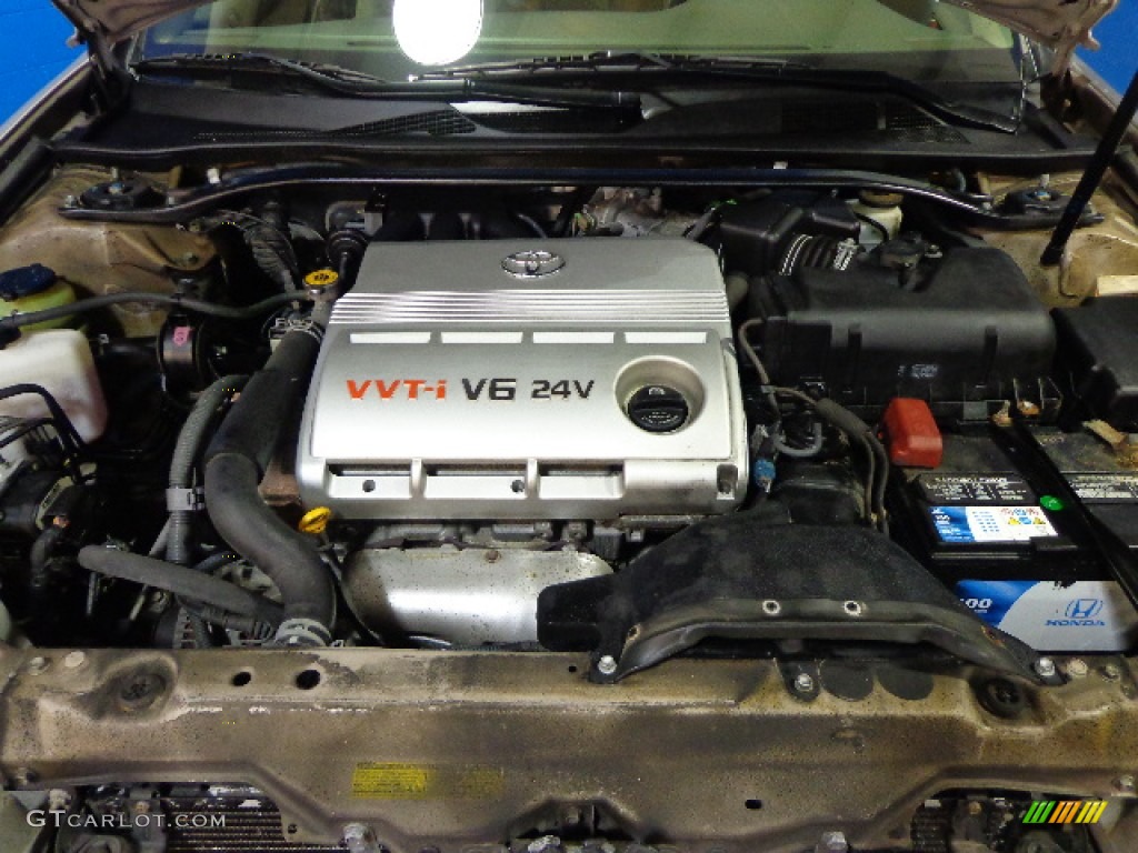 2003 Camry LE V6 - Desert Sand Mica / Taupe photo #4