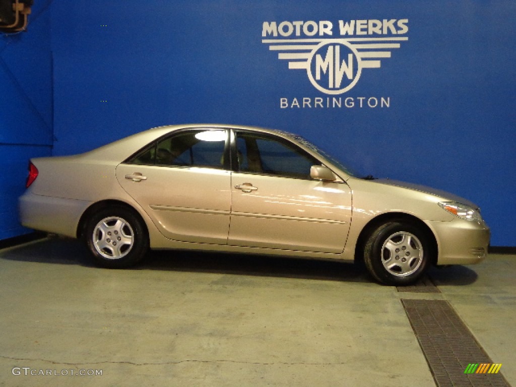 2003 Camry LE V6 - Desert Sand Mica / Taupe photo #8