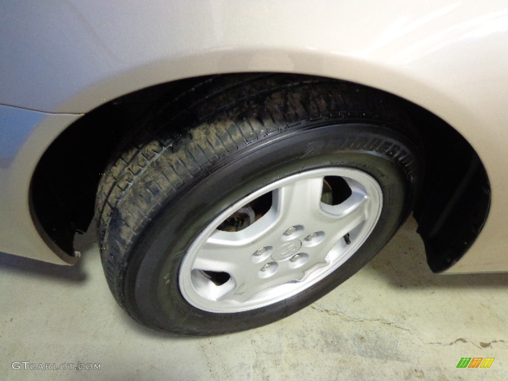 2003 Camry LE V6 - Desert Sand Mica / Taupe photo #10