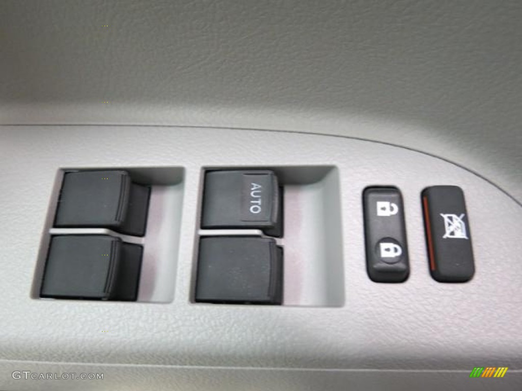 2013 Highlander  - Magnetic Gray Metallic / Ash photo #10