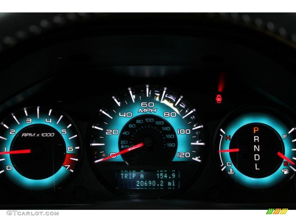 2010 Ford Fusion SEL Gauges Photos