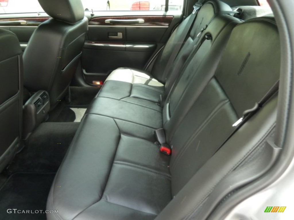 Black Interior 2011 Lincoln Town Car Signature Limited Photo #78830078