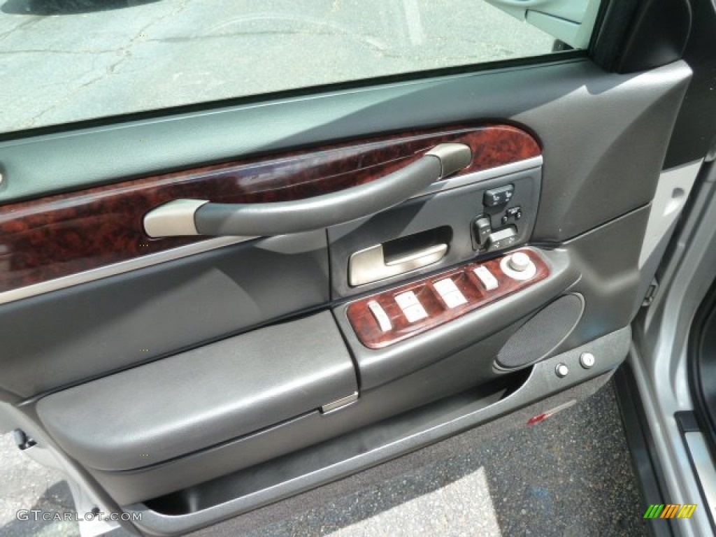 2011 Lincoln Town Car Signature Limited Black Door Panel Photo #78830118