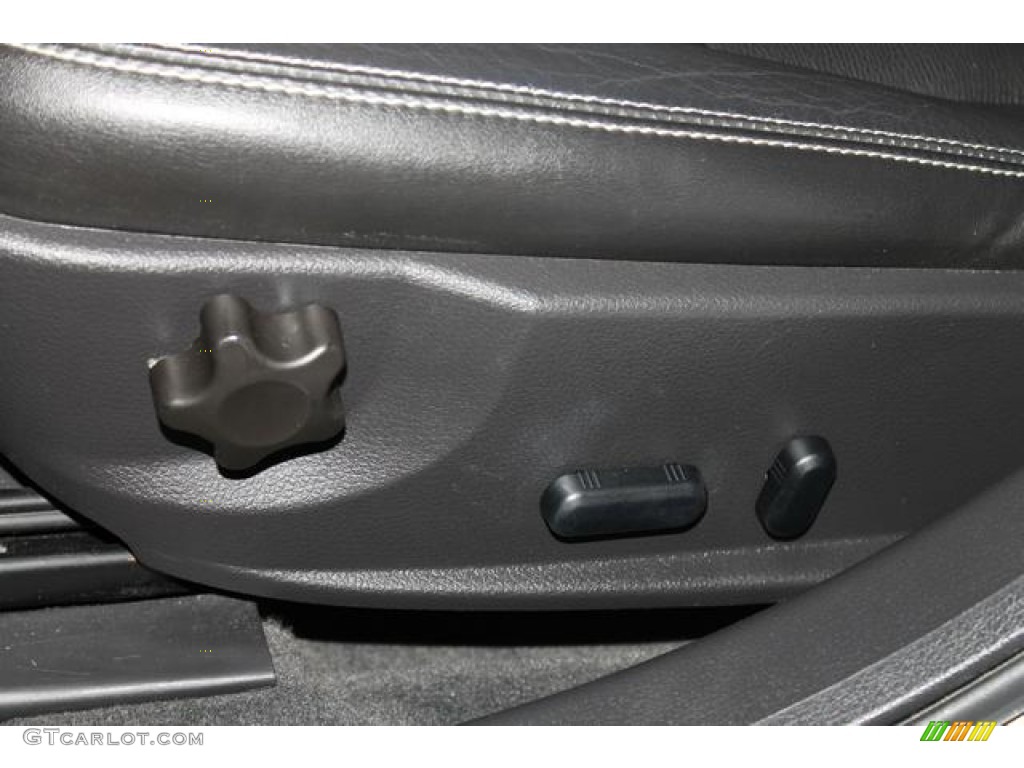 2010 Fusion SEL - Brilliant Silver Metallic / Charcoal Black photo #49