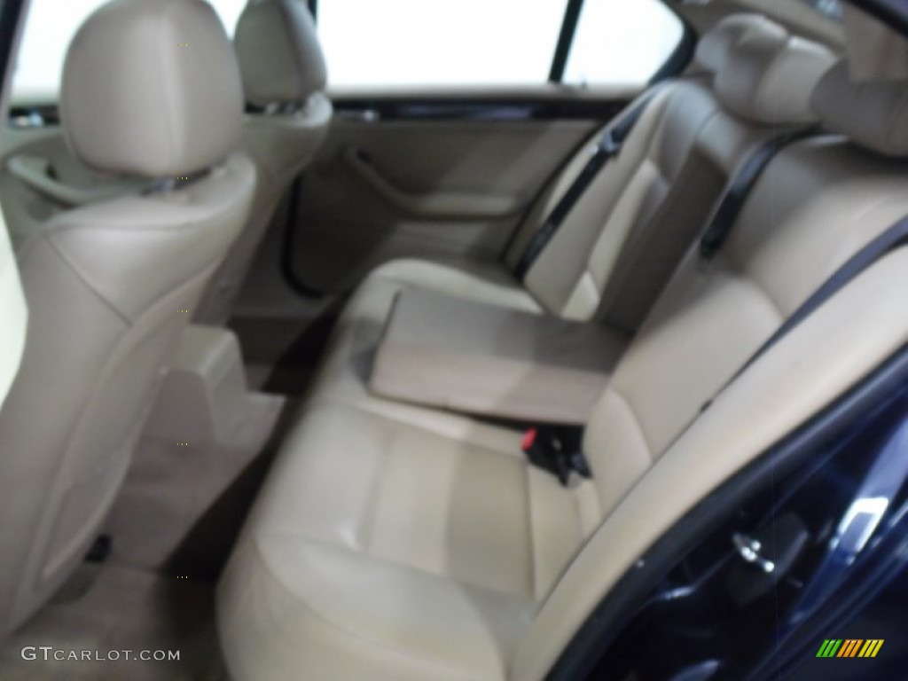 2003 3 Series 330i Sedan - Orient Blue Metallic / Sand photo #30