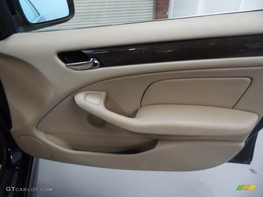 2003 3 Series 330i Sedan - Orient Blue Metallic / Sand photo #34