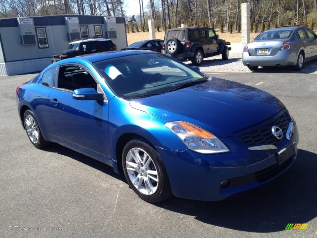 2008 Altima 3.5 SE Coupe - Azure Blue Metallic / Charcoal photo #3