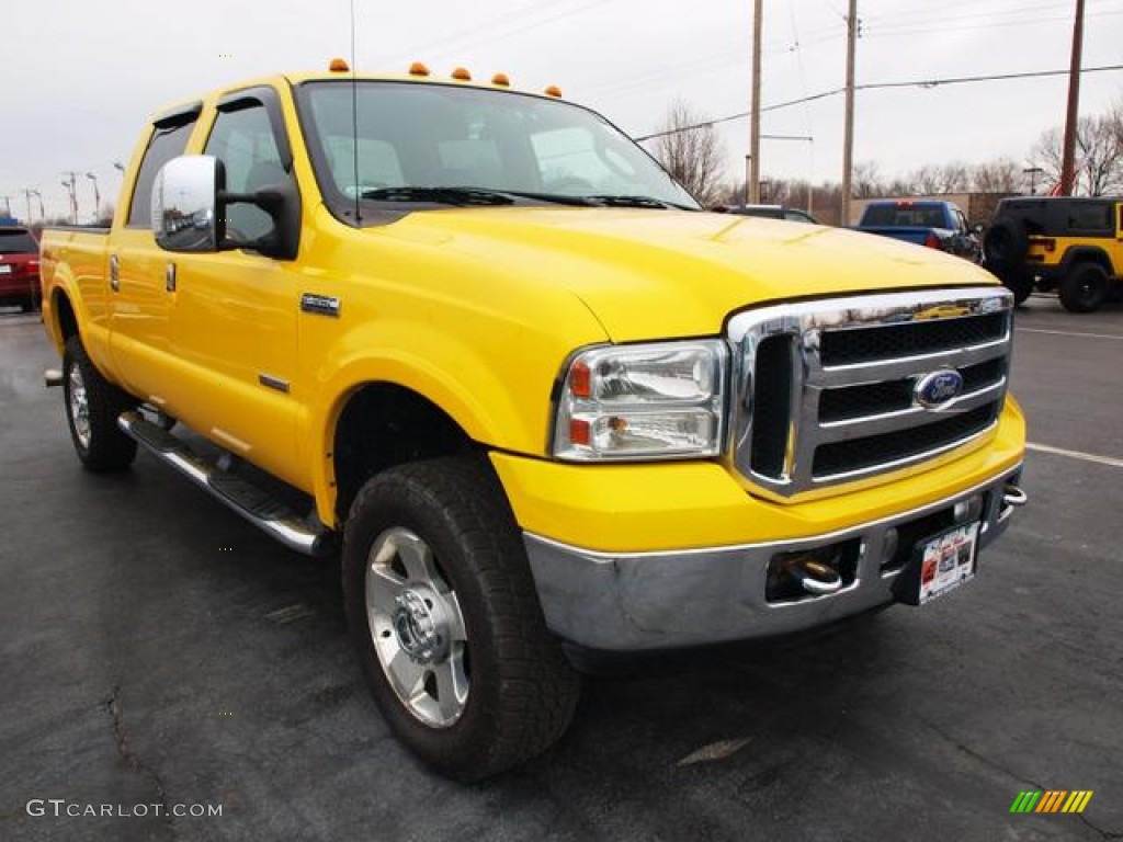 2006 F350 Super Duty Amarillo Edition Crew Cab 4x4 - Blazing Yellow / Black photo #2