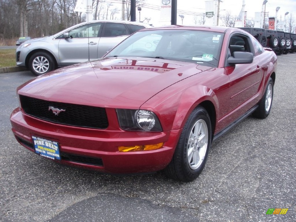 2007 Mustang V6 Deluxe Coupe - Redfire Metallic / Dark Charcoal photo #1
