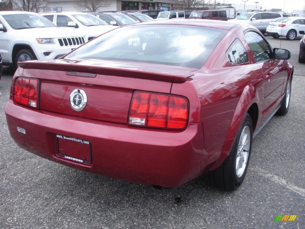 2007 Mustang V6 Deluxe Coupe - Redfire Metallic / Dark Charcoal photo #4