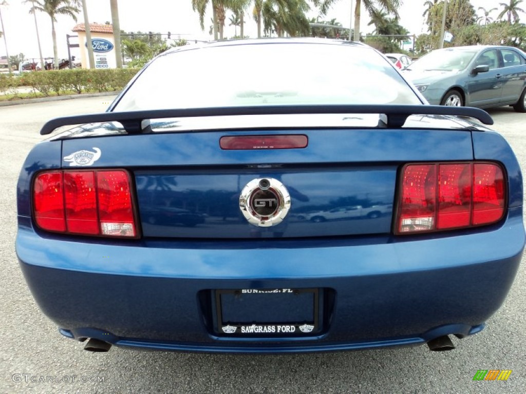 2006 Mustang GT Premium Coupe - Vista Blue Metallic / Light Graphite photo #7