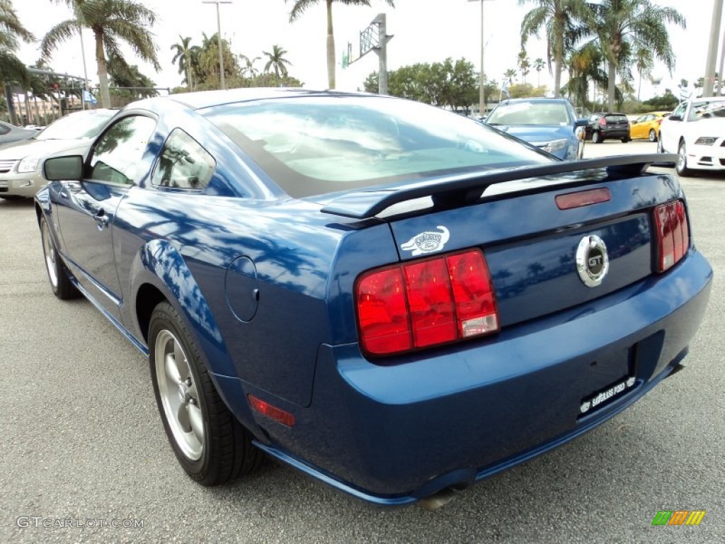 2006 Mustang GT Premium Coupe - Vista Blue Metallic / Light Graphite photo #9