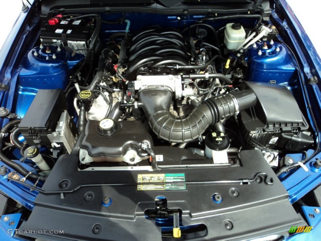 2006 Ford Mustang GT Premium Coupe 4.6 Liter SOHC 24-Valve VVT V8 Engine Photo #78836431