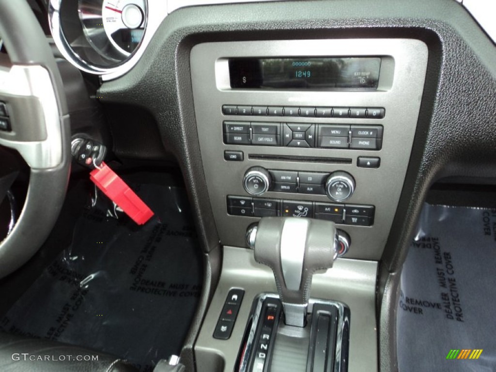 2010 Ford Mustang V6 Premium Coupe Controls Photo #78838745