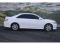 Super White - Camry SE Photo No. 2
