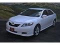 Super White - Camry SE Photo No. 5