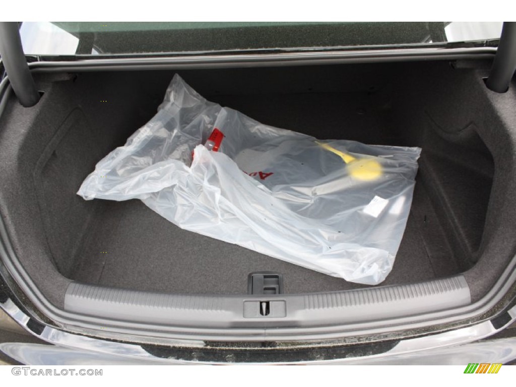 2013 Audi A4 2.0T Sedan Trunk Photo #78841996