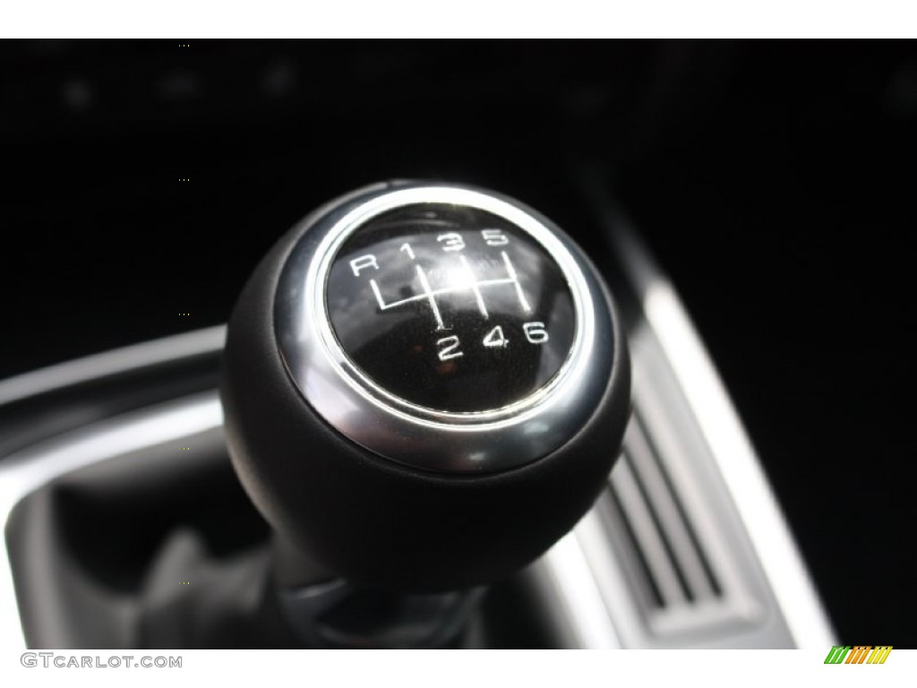 2013 Audi A4 2.0T quattro Sedan 6 Speed Manual Transmission Photo #78842771