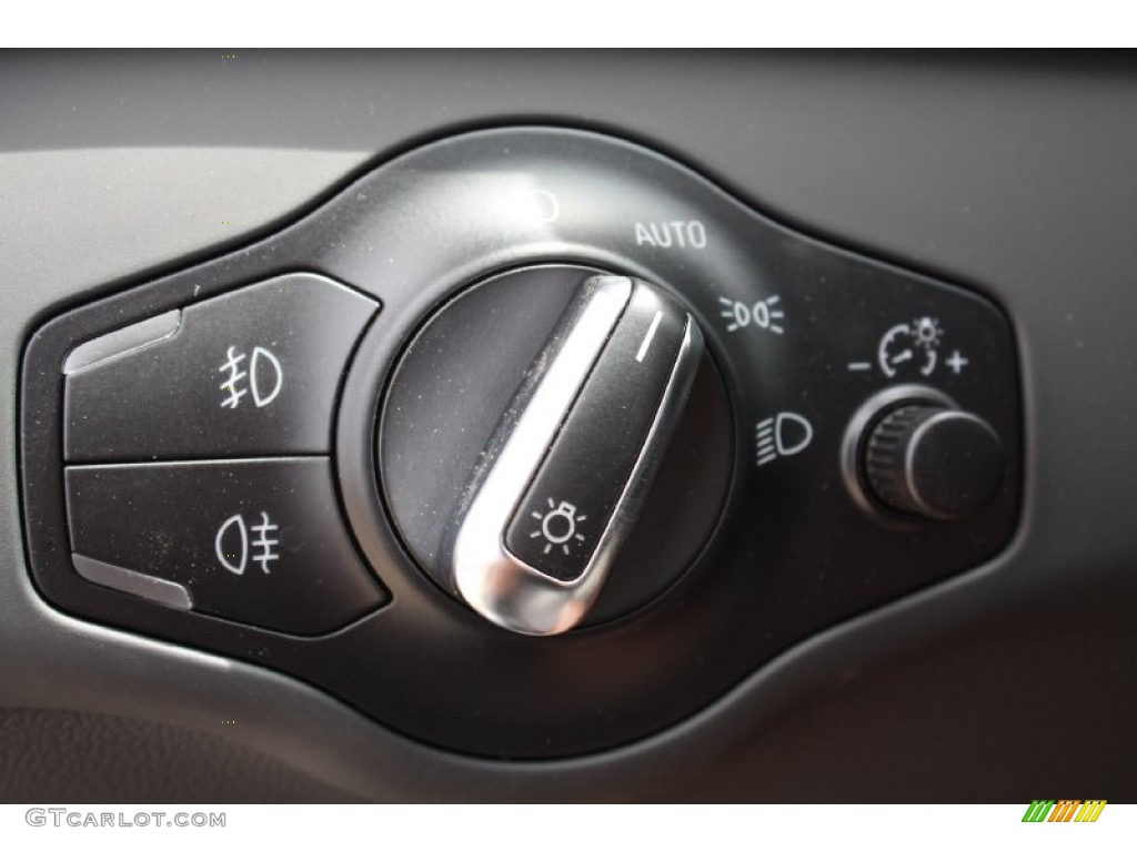 2013 Audi A4 2.0T quattro Sedan Controls Photo #78842833