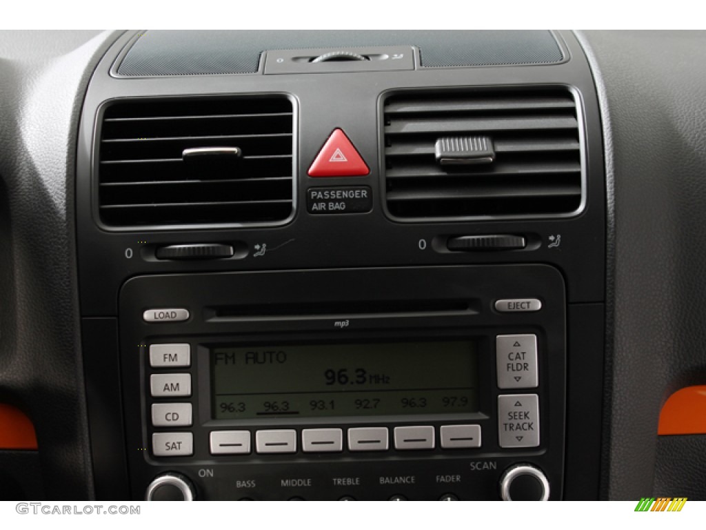 2007 Volkswagen GTI 2 Door Fahrenheit Edition Controls Photos