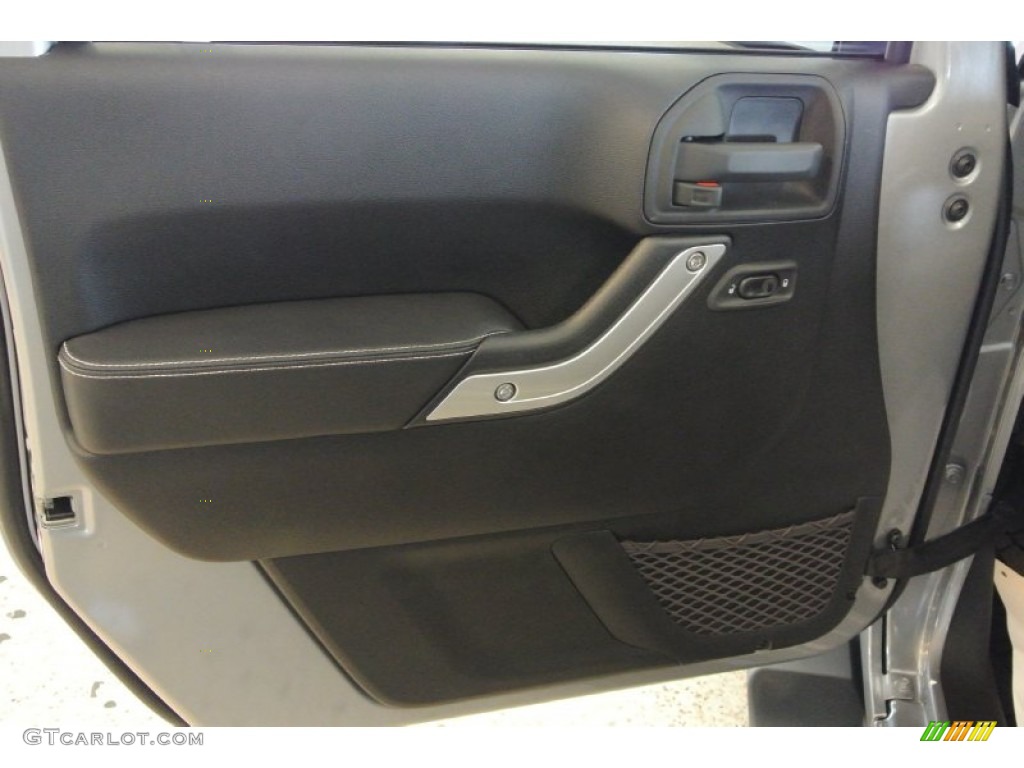 2013 Jeep Wrangler Unlimited Oscar Mike Freedom Edition 4x4 Freedom Edition Black/Silver Door Panel Photo #78844877