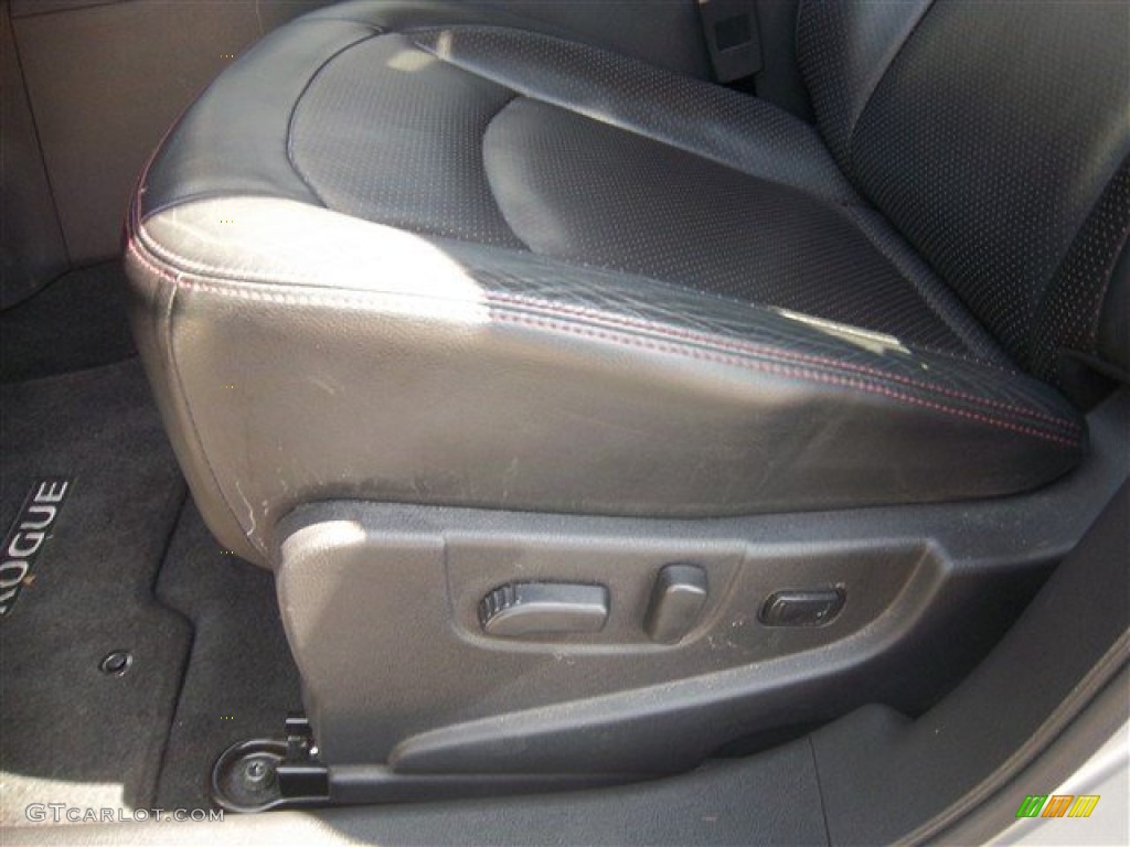 2011 Rogue SL - Silver Ice Metallic / Black photo #13