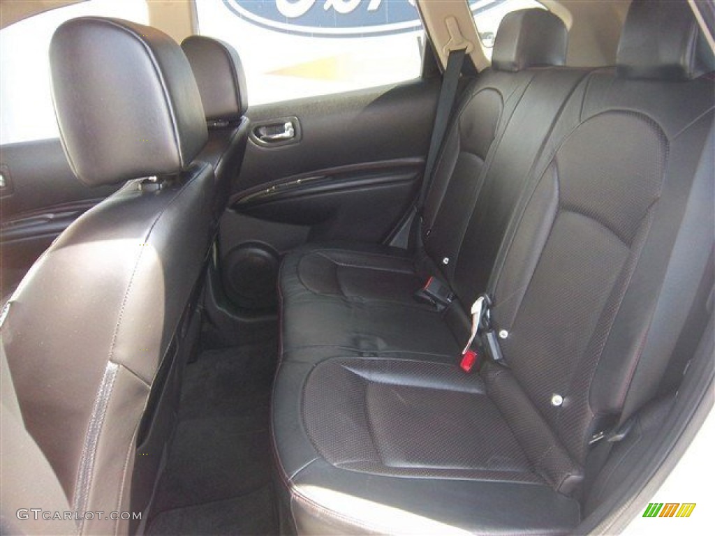 2011 Rogue SL - Silver Ice Metallic / Black photo #16