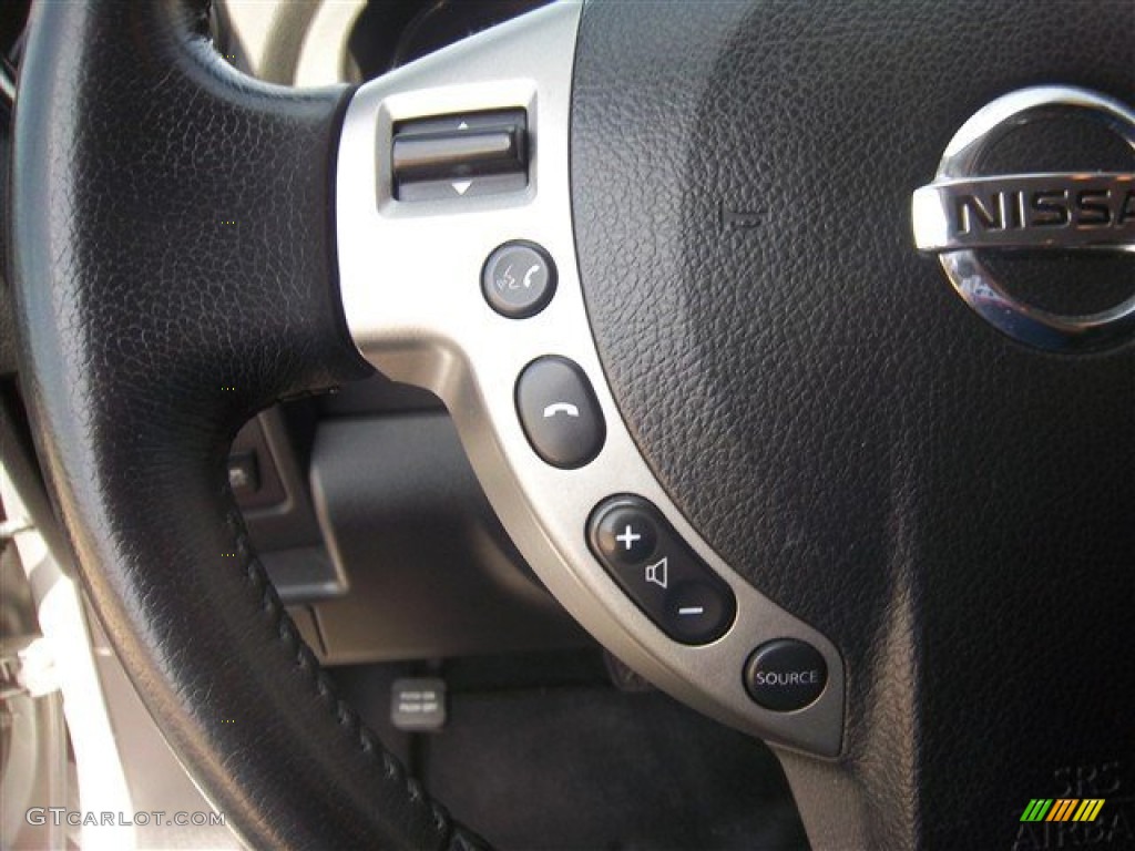 2011 Rogue SL - Silver Ice Metallic / Black photo #24