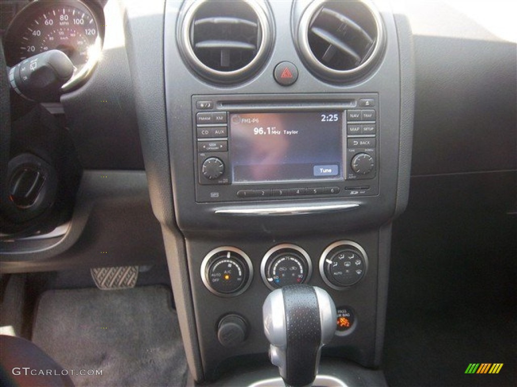 2011 Rogue SL - Silver Ice Metallic / Black photo #29