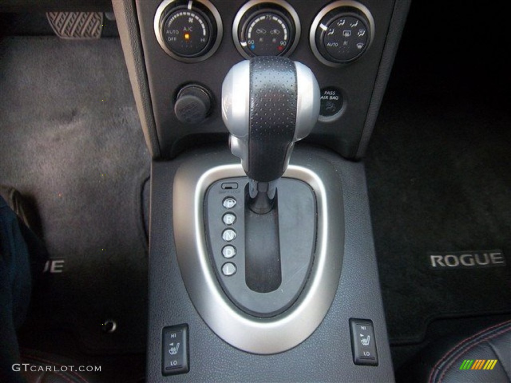 2011 Rogue SL - Silver Ice Metallic / Black photo #30
