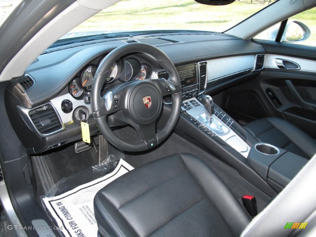 Black Interior 2010 Porsche Panamera 4S Photo #78849242