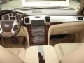 White Diamond - Escalade Luxury AWD Photo No. 12