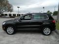 Deep Black Metallic - Tiguan SE Photo No. 6