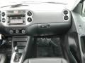 Deep Black Metallic - Tiguan SE Photo No. 11