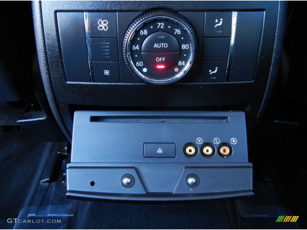 2009 Mercedes-Benz GL 320 BlueTEC 4Matic Controls Photo #78855131