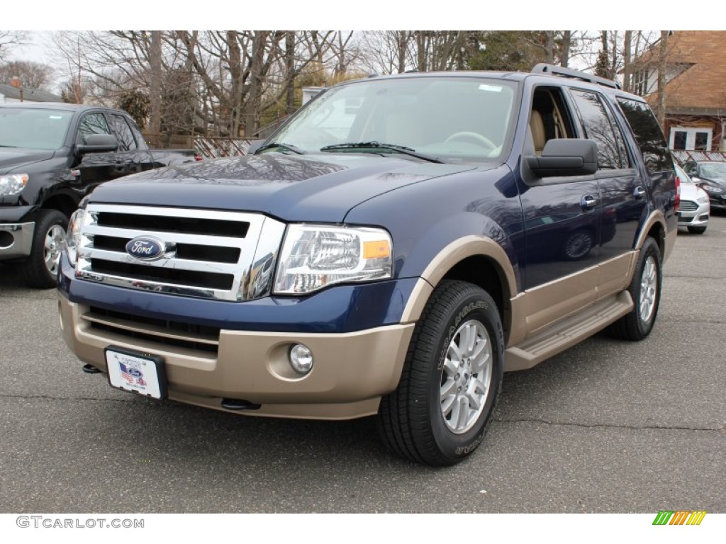 2012 Expedition XLT 4x4 - Dark Blue Pearl Metallic / Camel photo #1