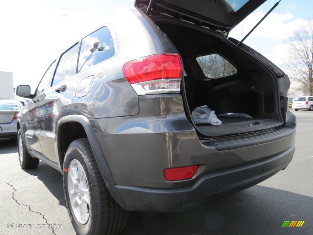 2014 Grand Cherokee Laredo - Granite Crystal Metallic / Morocco Black photo #9