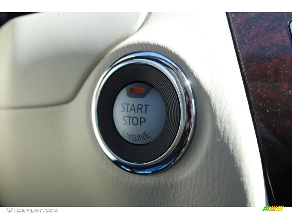 2013 Infiniti JX 35 Controls Photo #78859507
